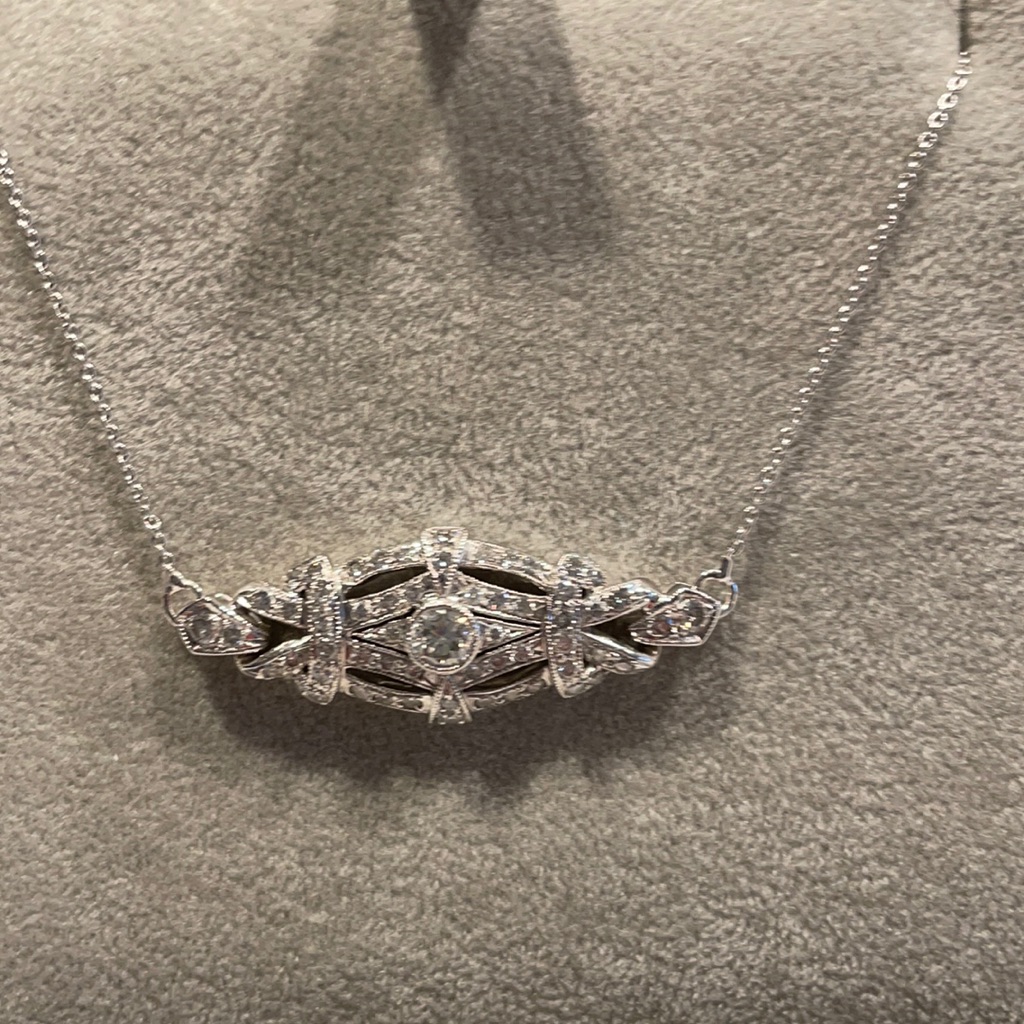 18k White Gold Diamonds Necklace